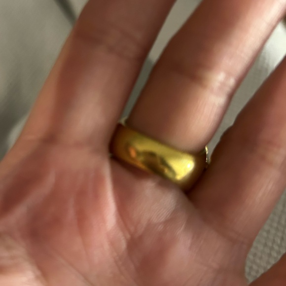 Alexander McQueen Starfish Skull Gold Ring- Size 11 (sizing chart in pics) - Picture 4 of 8